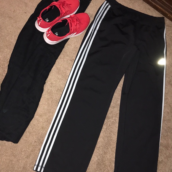 ⭐️ ADIDAS 3-STRIPED STRAIGHT BOTTOM/ TRACK PANT - Picture 8 of 8